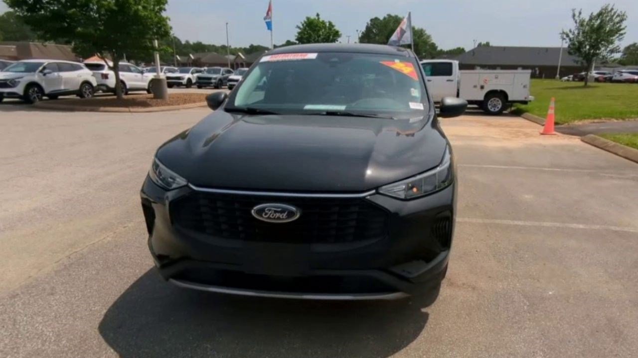2024 Ford Escape Active photo 2