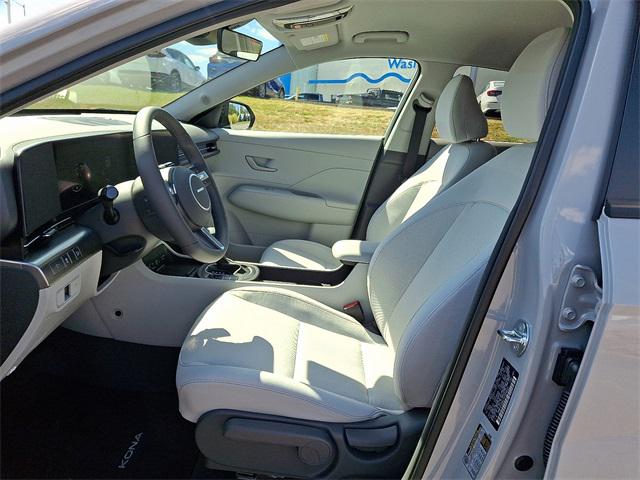 2026 Hyundai Kona SEL photo 13