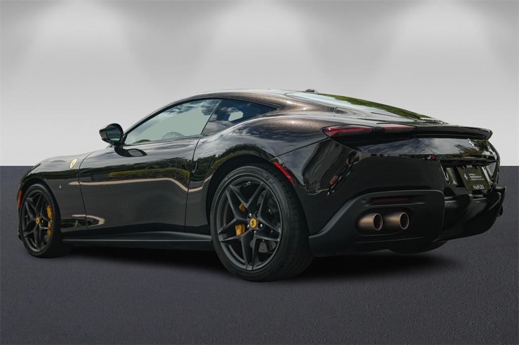 2023 Ferrari Roma Base photo 5
