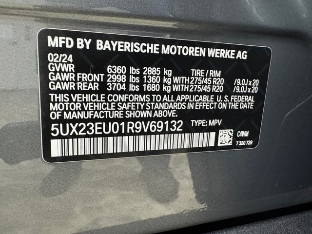 Certified Used 2024 Gray BMW xDrive40i image 30
