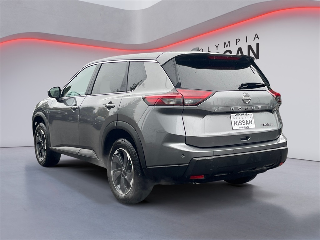 2024 Nissan Rogue SV photo 3