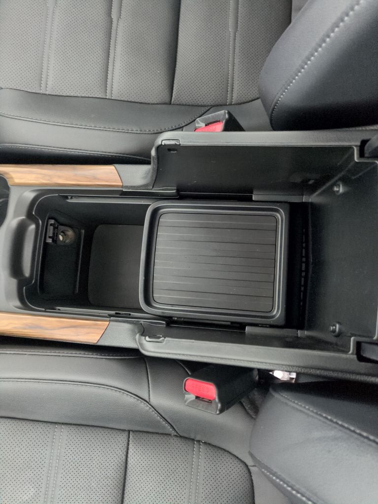 2021 Honda CR-V Hybrid Touring photo 23