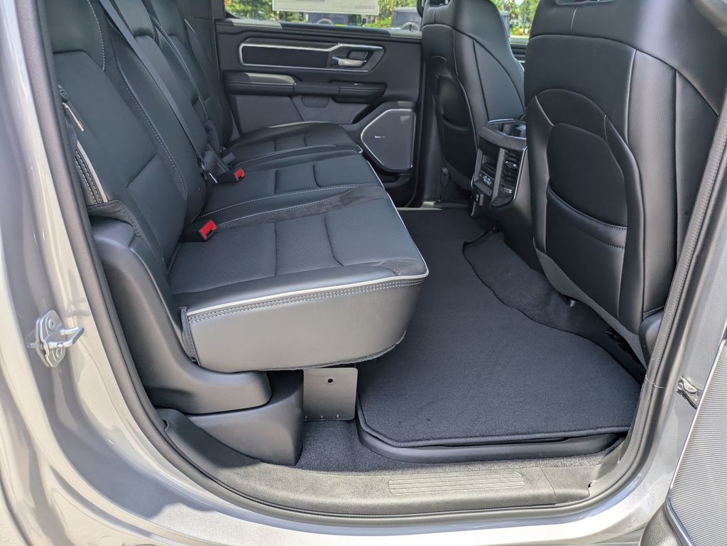 2025 Ram 1500 Laramie photo 30