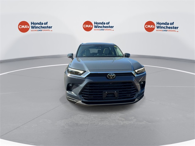 2024 Toyota Grand Highlander Limited photo 3