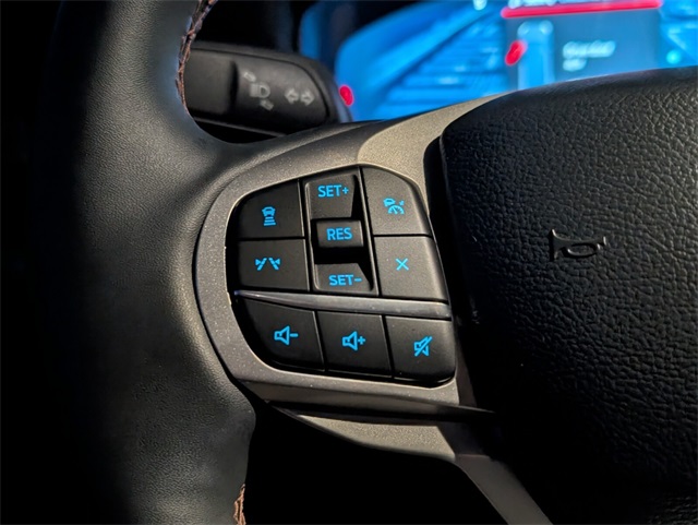 2025 Ford Explorer photo 18