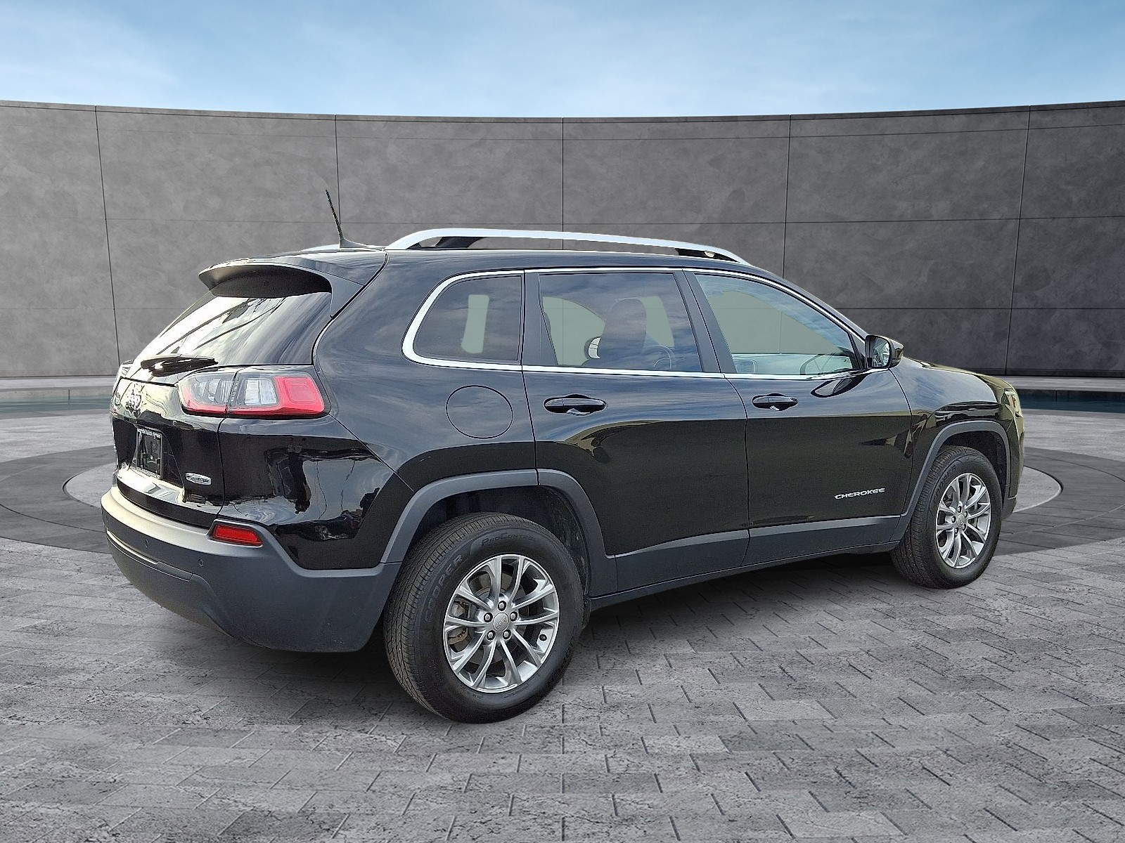2020 Jeep Cherokee Latitude photo 6