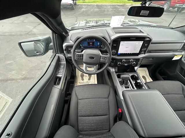 2025 Ford F-150 XLT photo 34