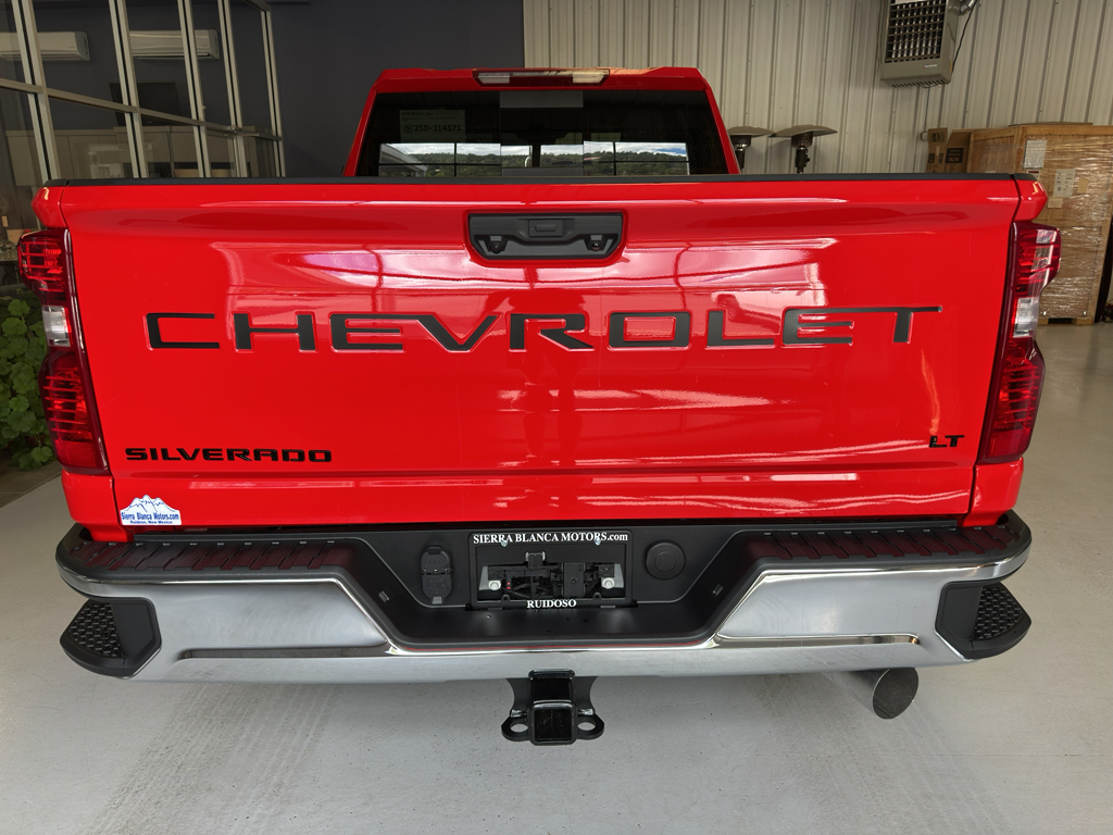 2026 Chevrolet Silverado 2500HD LT photo 6
