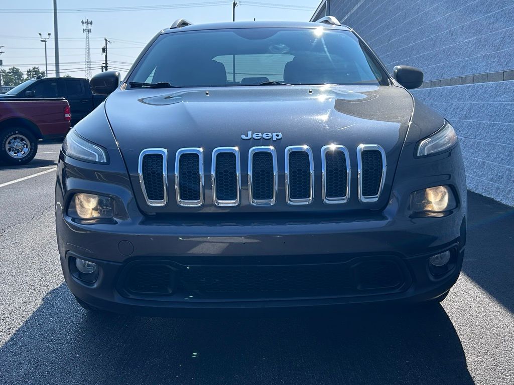 2014 Jeep Cherokee Latitude photo 10