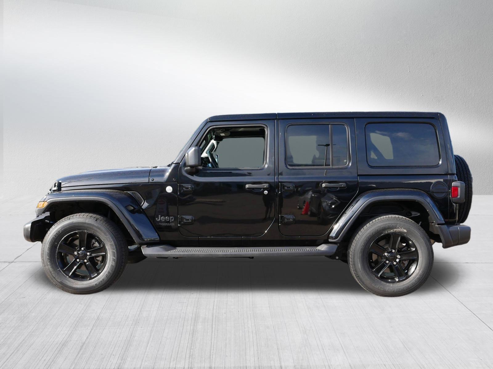 2020 Jeep Wrangler Unlimited Sahara Altitude photo 4