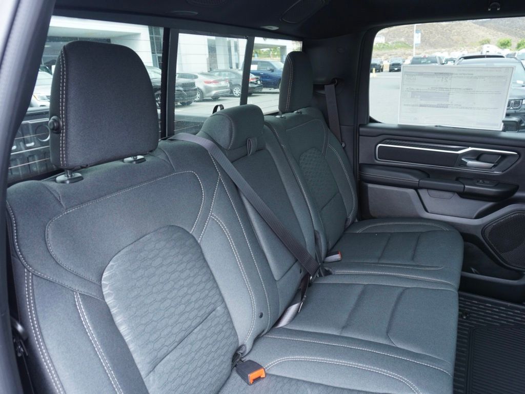 New 2026 Granite Crystal Metallic Clear-Coat Exterior Paint RAM Big Horn Night Edition image 25