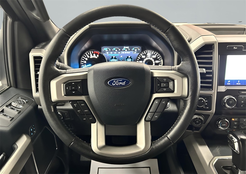 2020 Ford F-150 Lariat photo 10