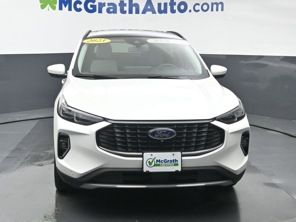 2023 Ford Escape Hybrid Platinum photo 3