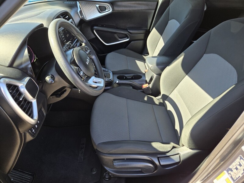 2023 Kia Soul LX S photo 10