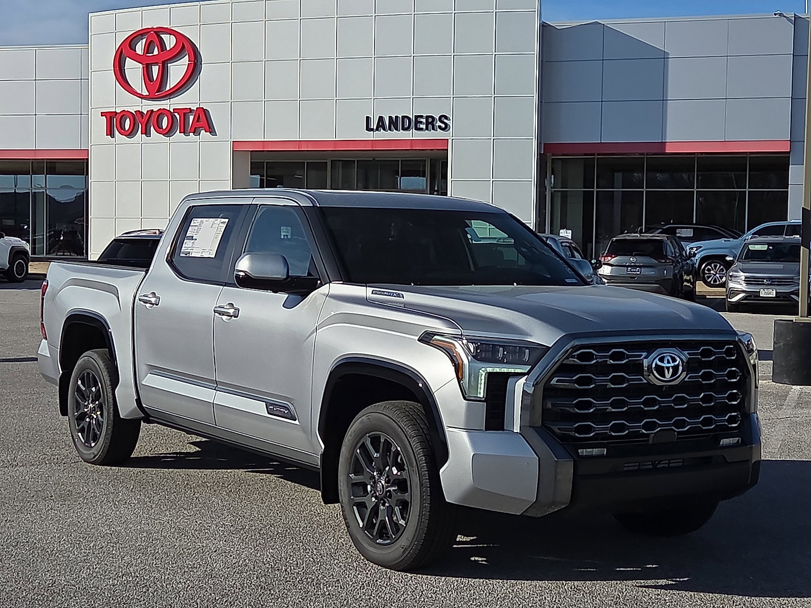 2026 Toyota Tundra Platinum's photo