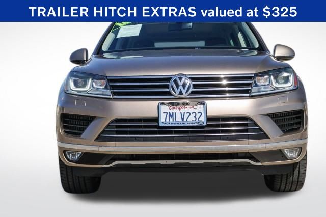 2016 Volkswagen Touareg V6 TDI Lux photo 2