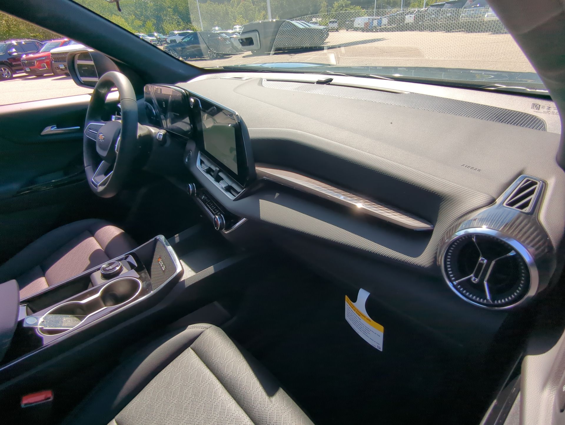 2026 Chevrolet Equinox LT photo 19