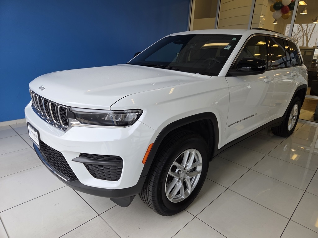 2025 Jeep Grand Cherokee Laredo's photo