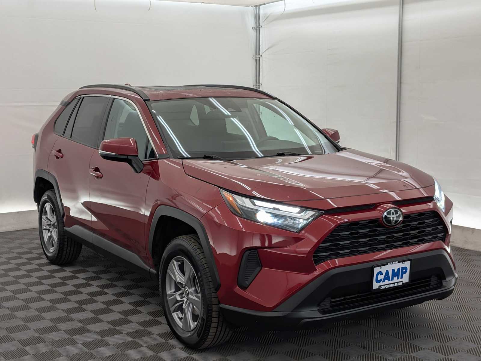2024 Toyota RAV4 XLE photo 7