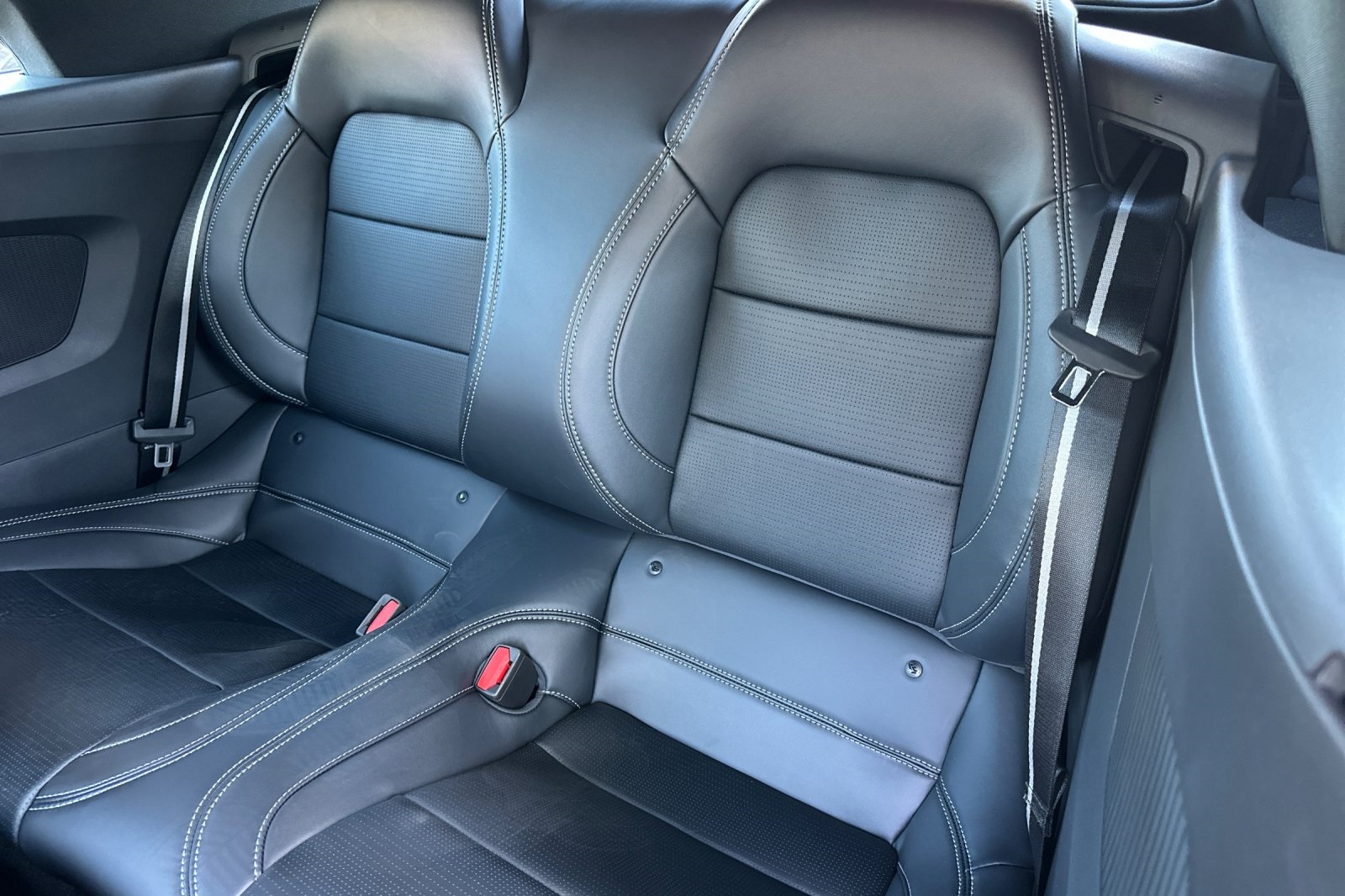 2025 Ford Mustang GT Premium Convertible photo 11