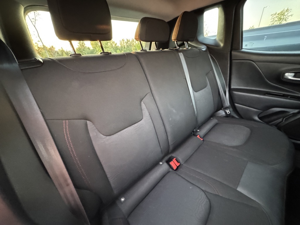 2023 Jeep Renegade Trailhawk photo 26