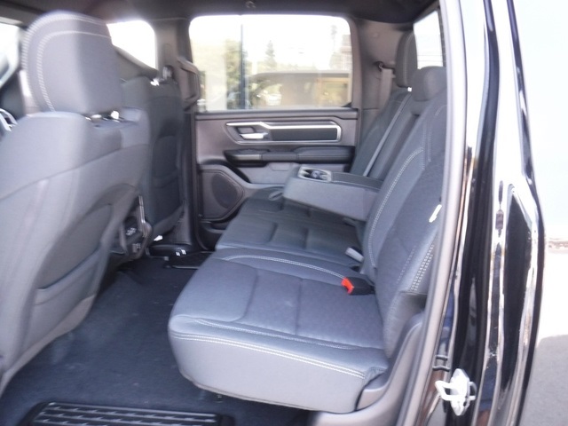 2025 Ram 1500 Big Horn photo 30