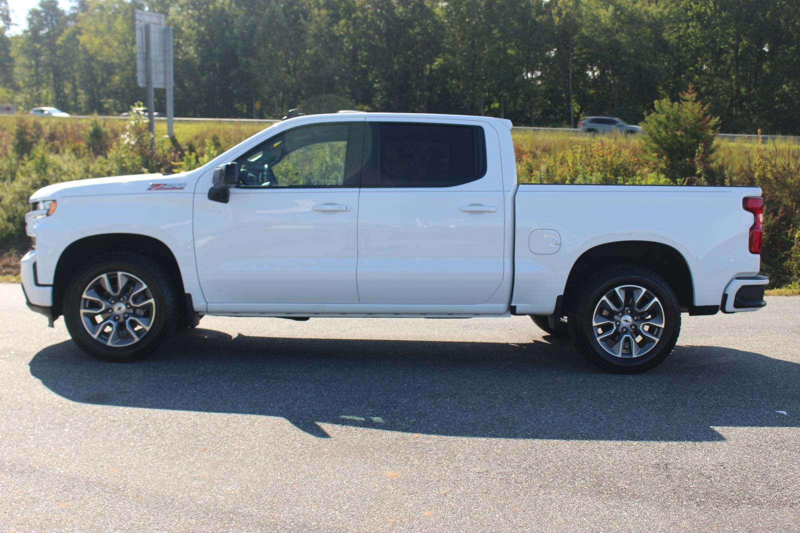 2022 Chevrolet Silverado 1500 RST photo 4