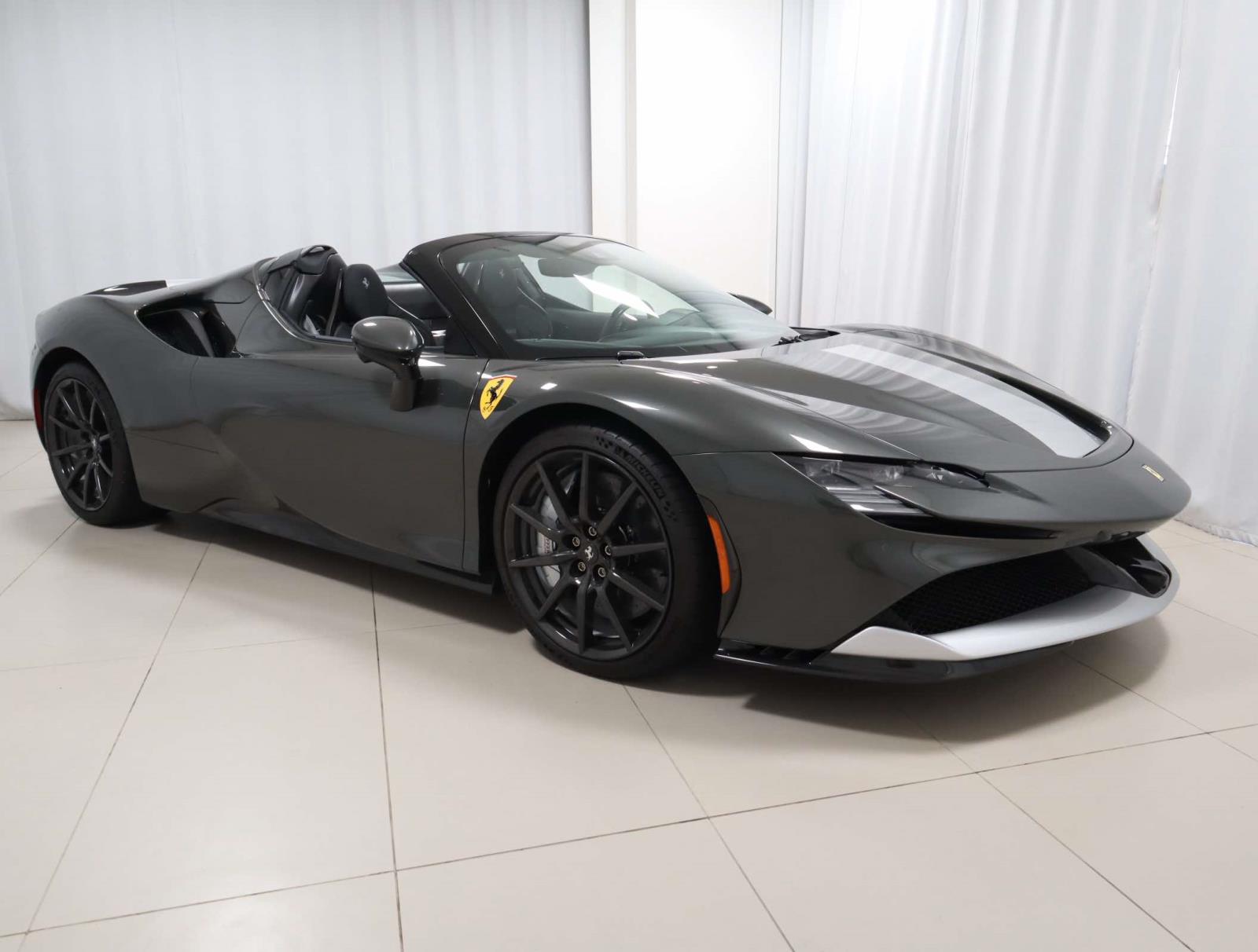 2022 Ferrari SF90 Spider photo 5