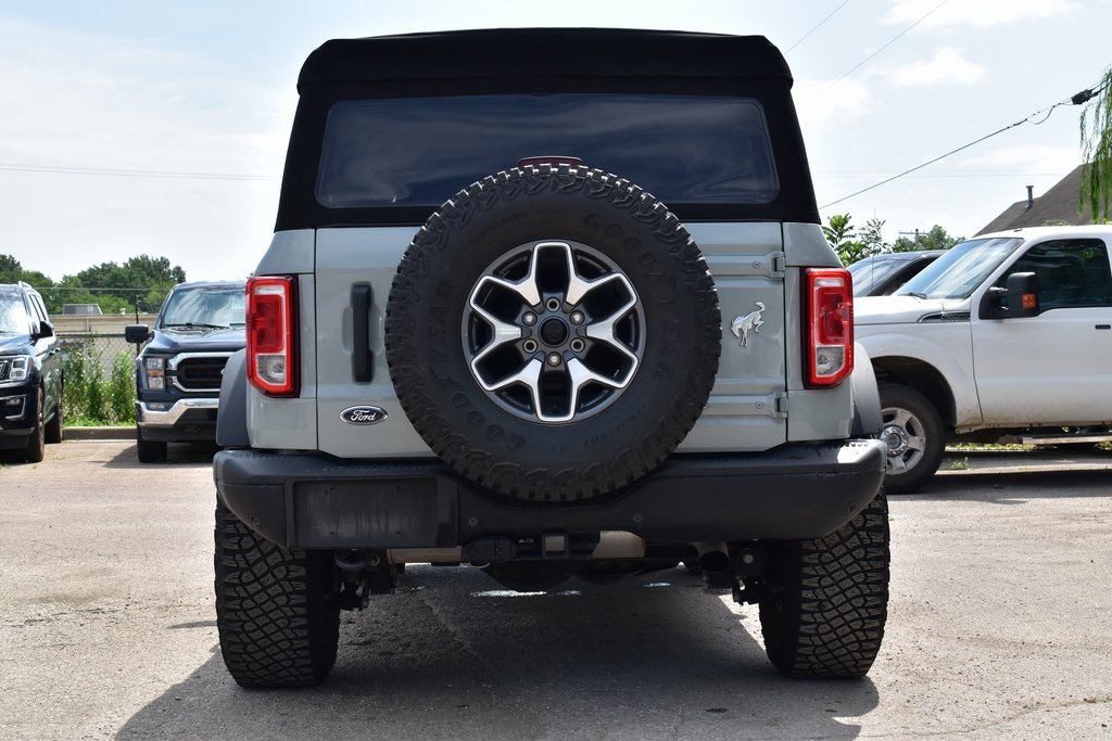2023 Ford Bronco Black Diamond photo 6