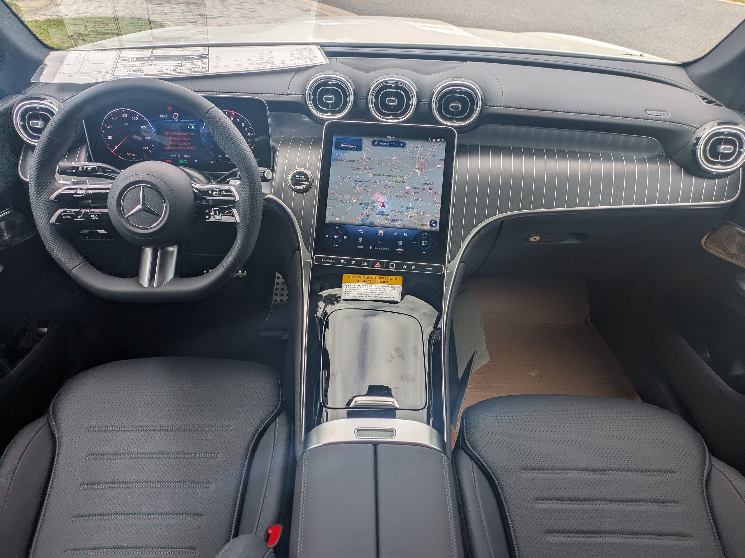 2026 Mercedes Benz GLC 350e 4MATIC photo 2