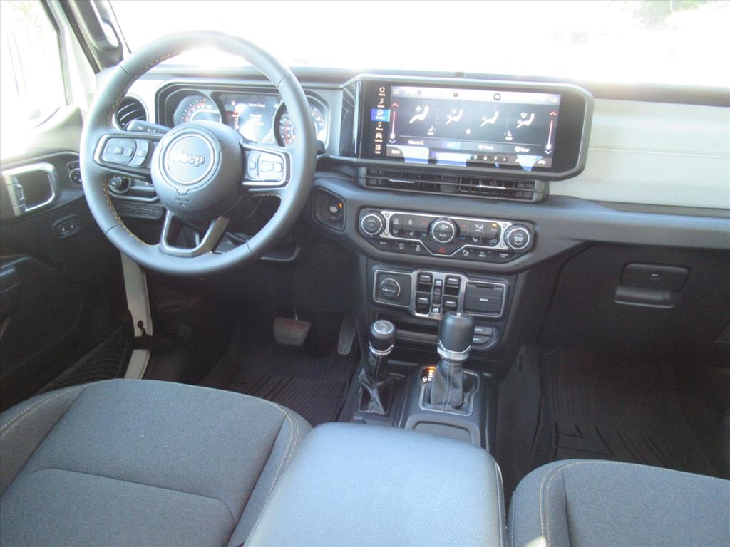 2024 Jeep Gladiator Sport photo 15
