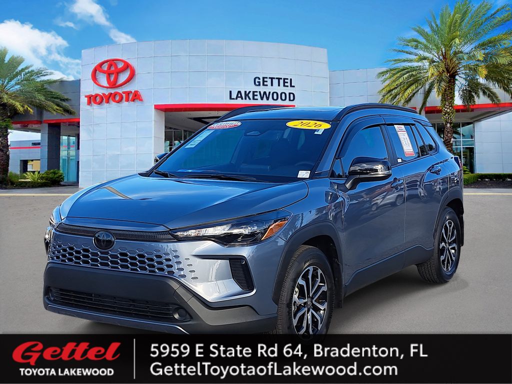 2026 Toyota Corolla Cross SE's photo