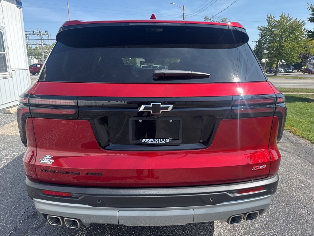 2026 Chevrolet Traverse Z71 photo 6