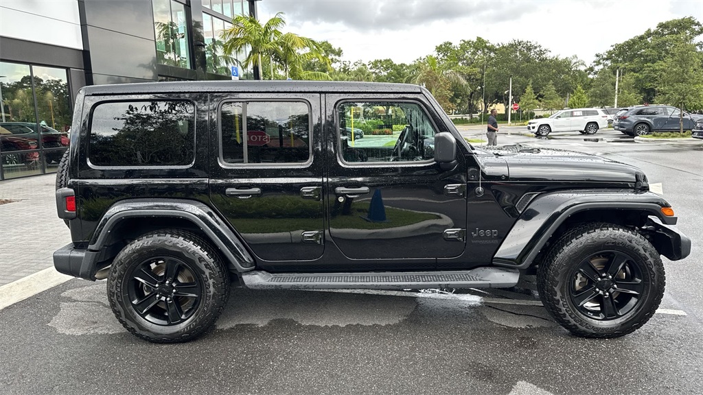 2021 Jeep Wrangler Unlimited Sahara Altitude photo 5