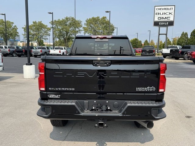 2025 Chevrolet Silverado 3500HD High Country photo 3