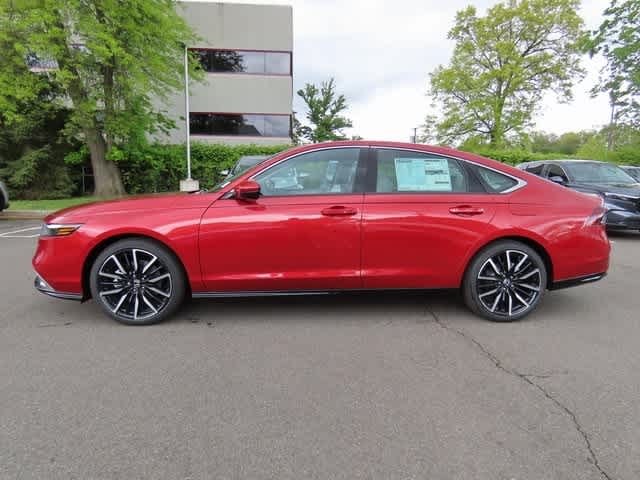 2025 Honda Accord Hybrid Touring photo 3