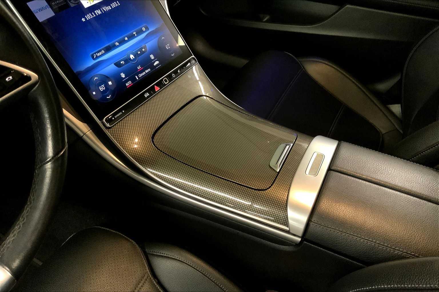 2022 Mercedes Benz C 300 photo 15
