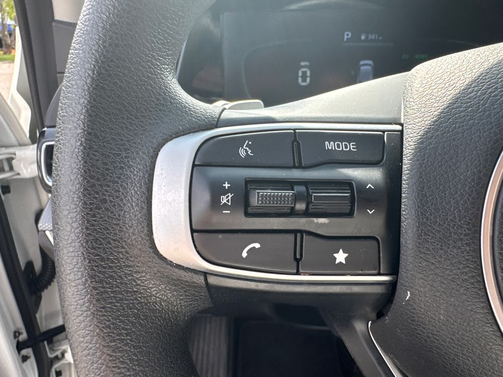 2023 Kia Sportage Hybrid LX photo 24