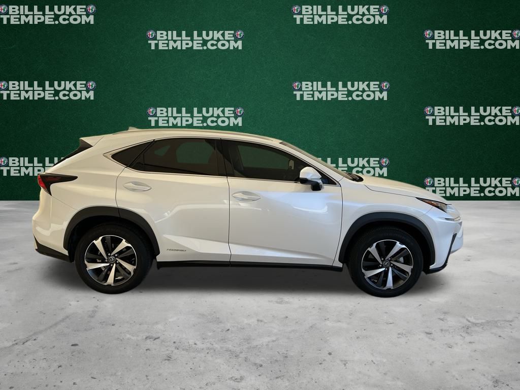 2021 Lexus NX 300 photo 2