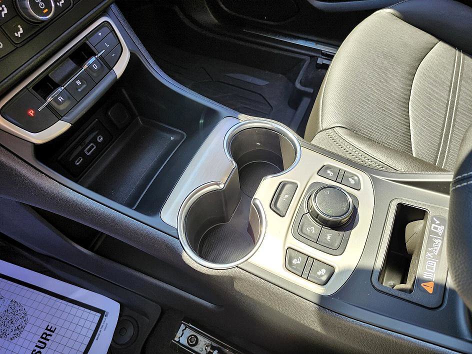 2024 Gmc Terrain Denali photo 22