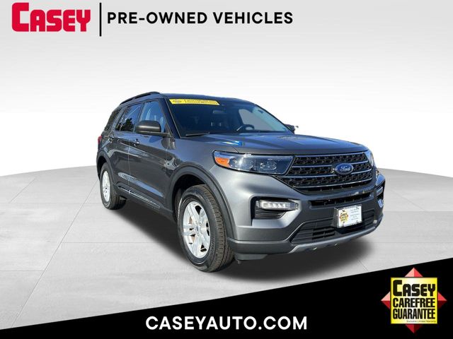 2023 Ford Explorer XLT's photo