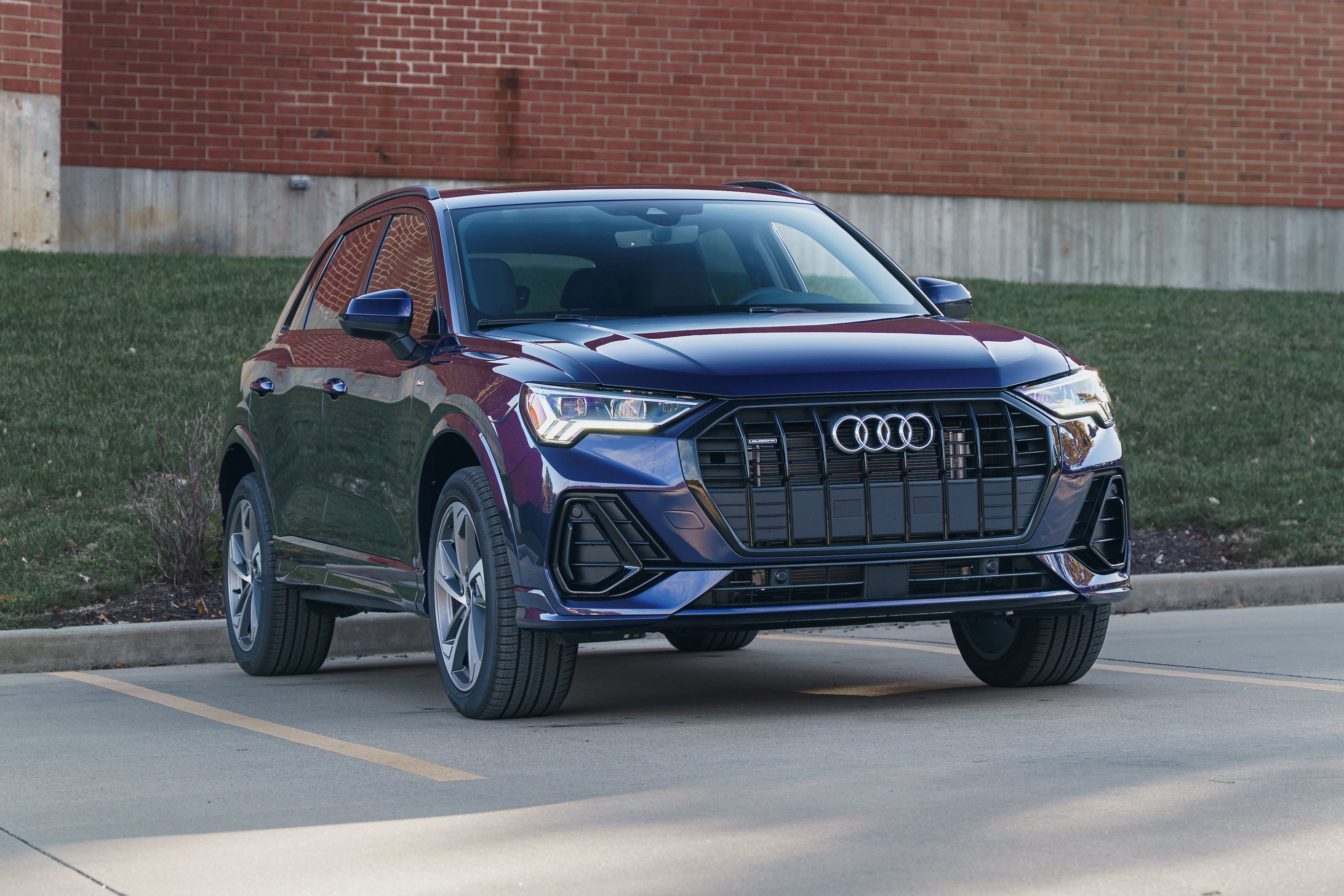 2025 Audi Q3 S Line Premium's photo