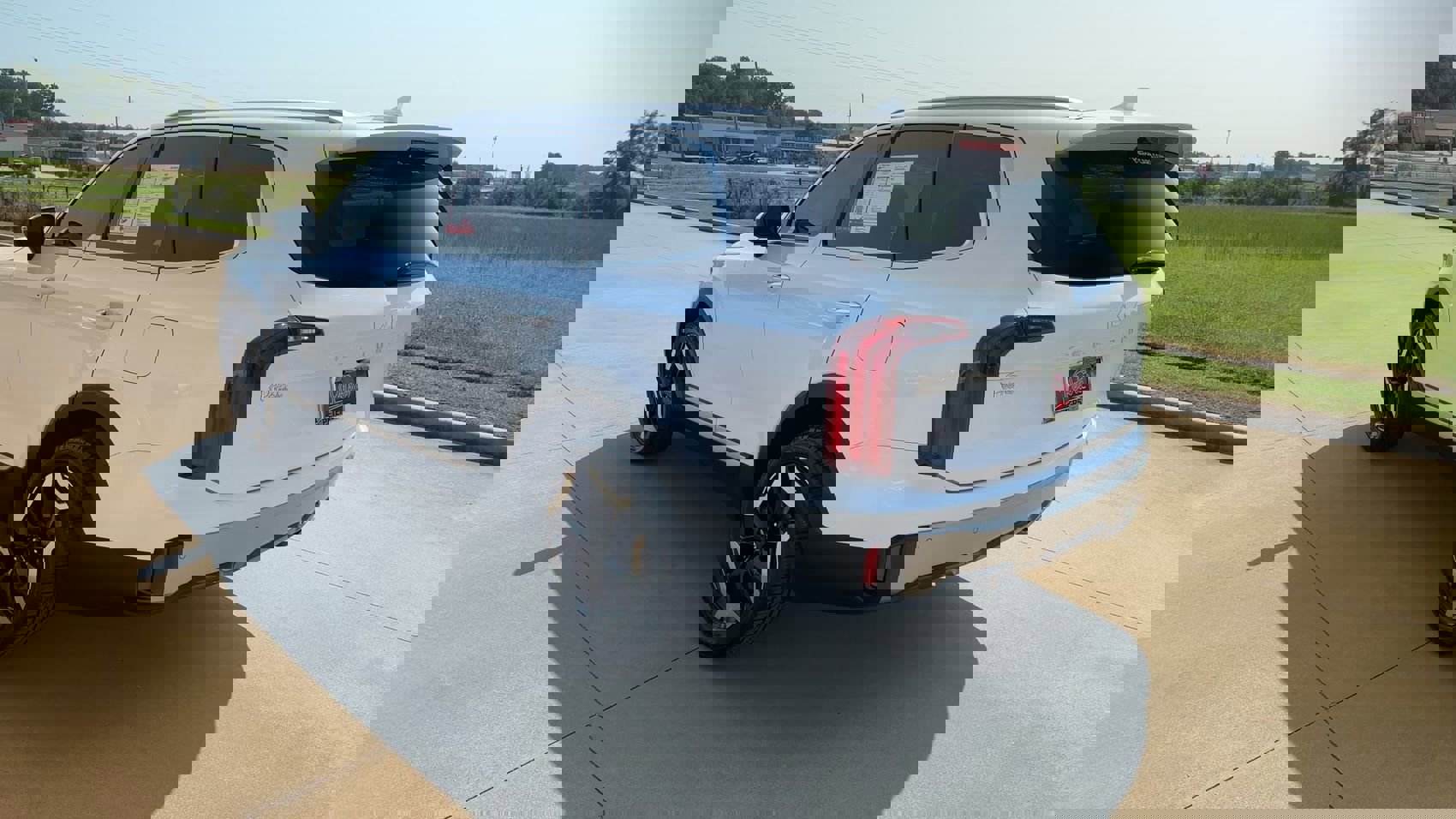 2023 Kia Telluride S photo 7