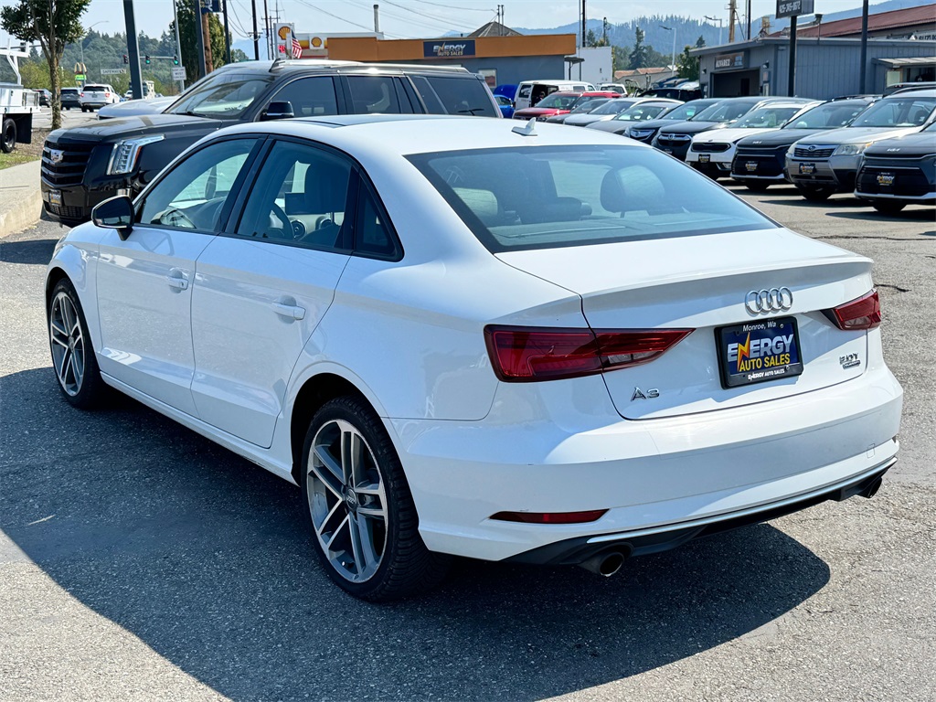 2018 Audi A3 2.0T Premium Quattro photo 4
