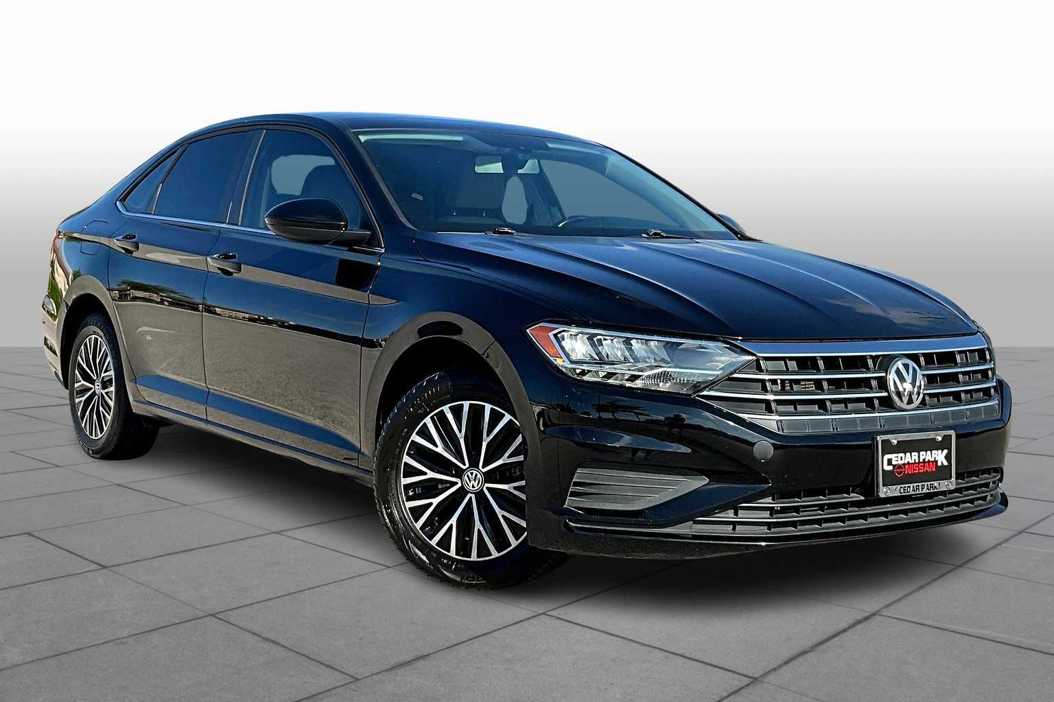 Used 2019 Volkswagen Jetta SE with VIN 3VWC57BU8KM121699 for sale in Cedar Park, TX