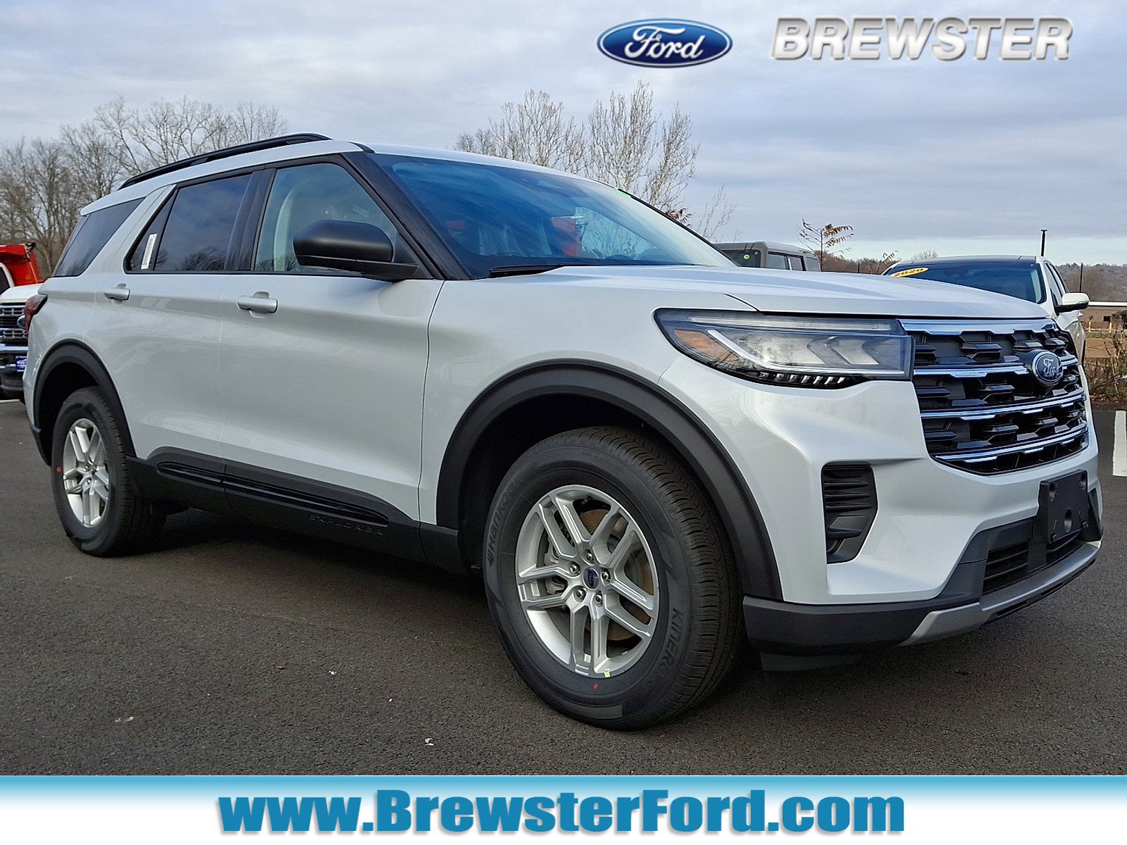 2026 Ford Explorer Active's photo
