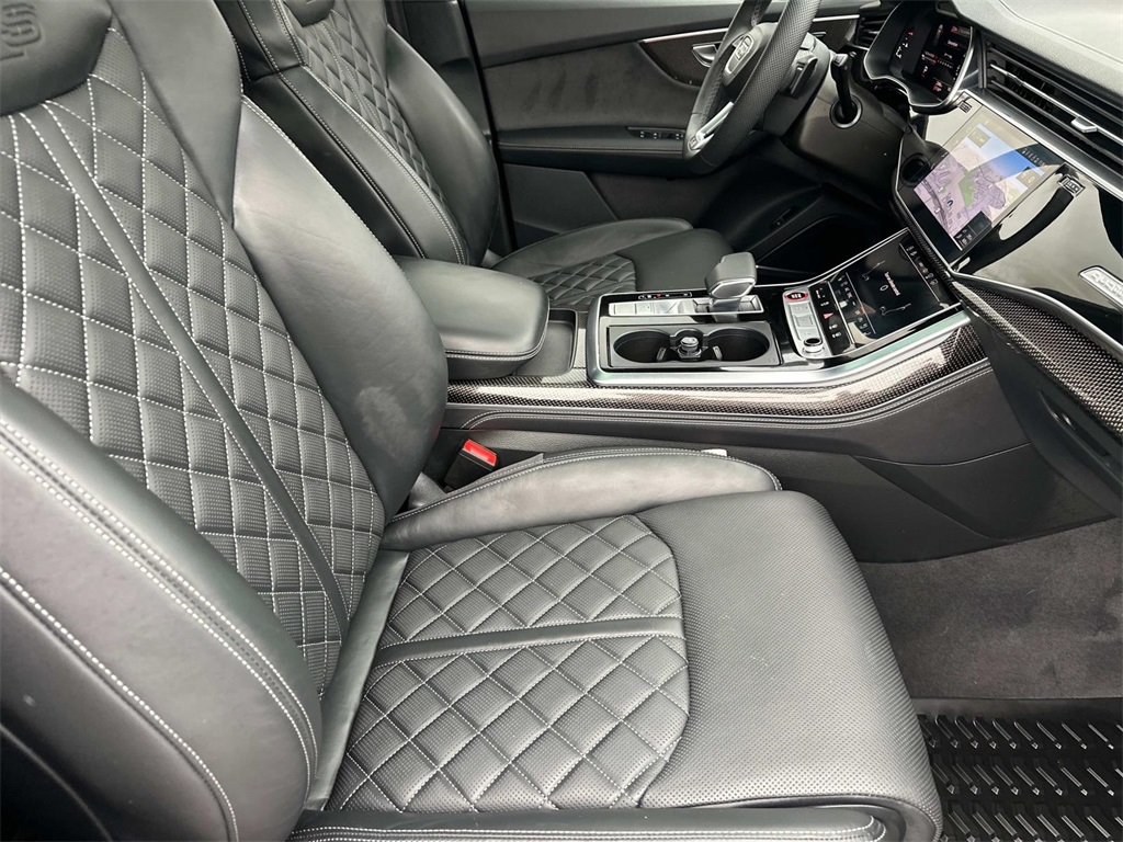 2023 Audi SQ7 Prestige photo 14