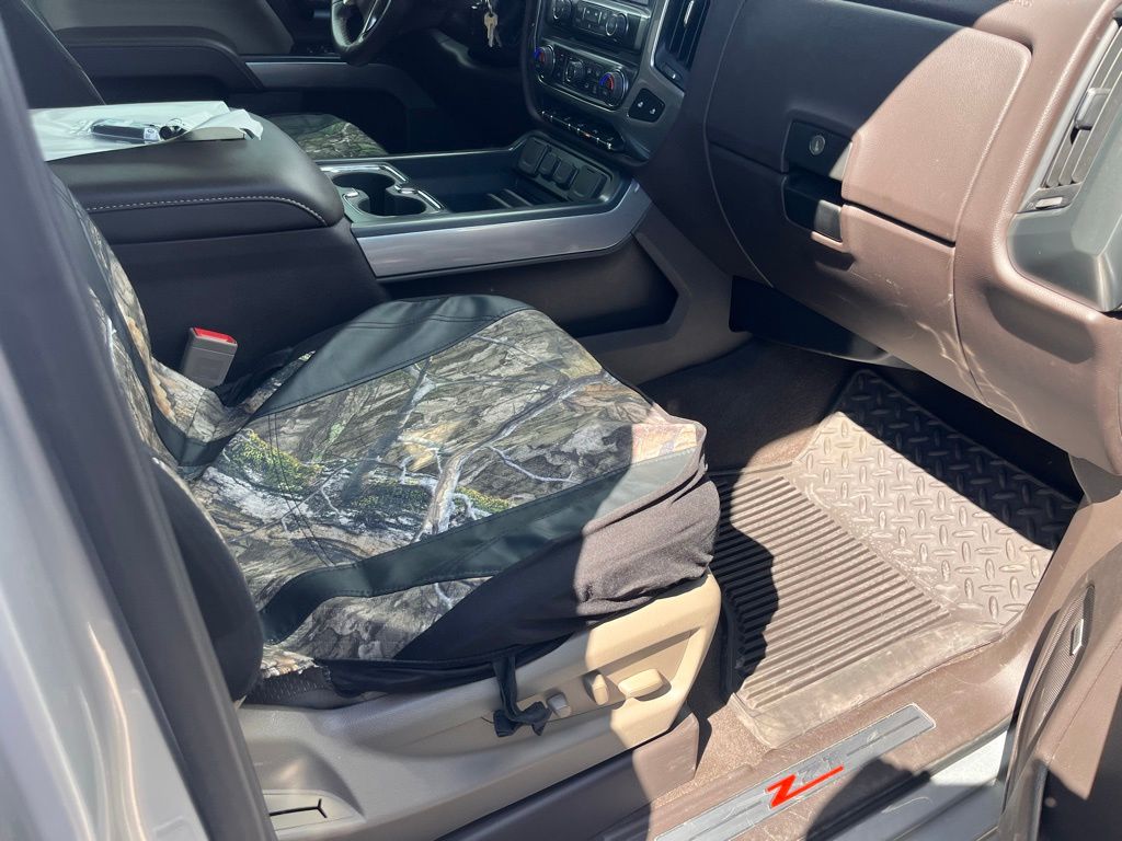 2018 Chevrolet Silverado 1500 LT photo 20