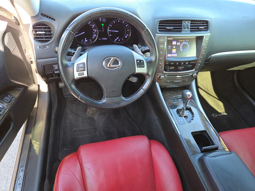 2013 Lexus IS 350 photo 15
