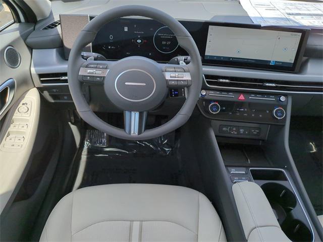 2025 Hyundai Sonata SEL Convenience photo 13